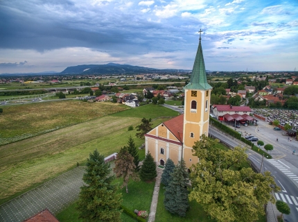 Župna crkva Presvetog Trojstva